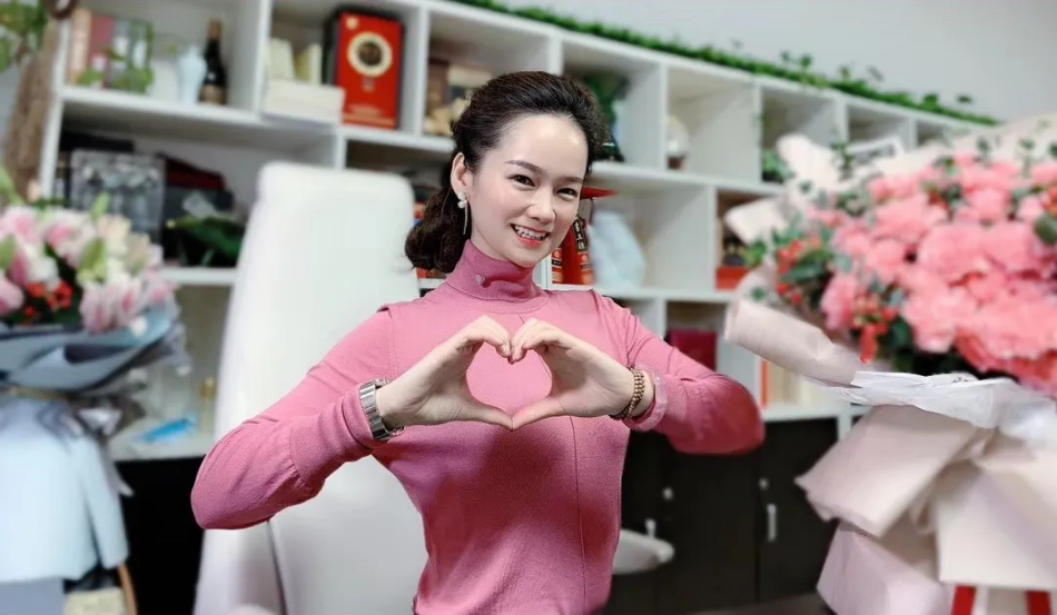 3.8 | 女神节快乐(图1)