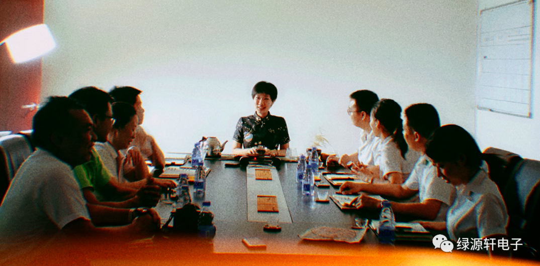 每周一论| 时光的沙漏(图1)